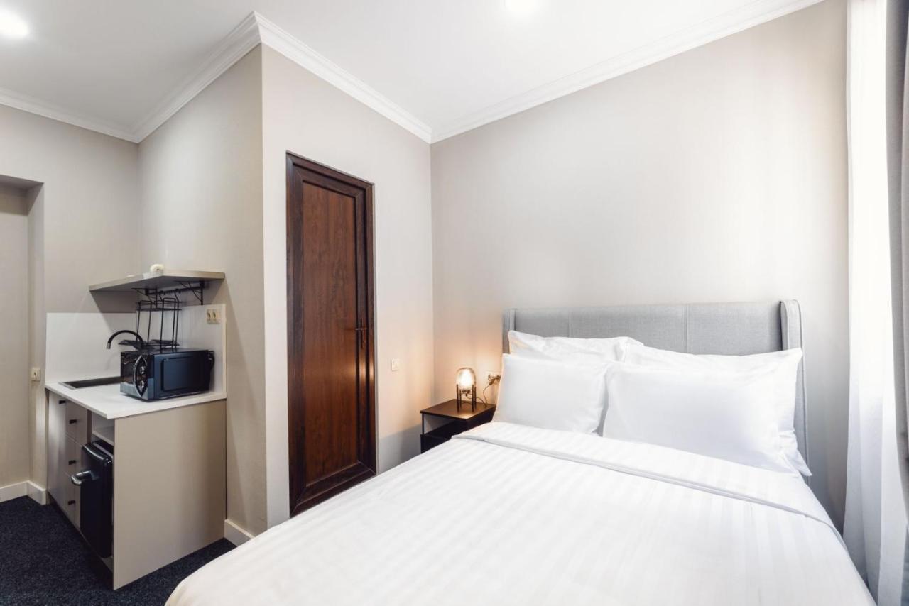 Hotel Salve Tbilisi Esterno foto