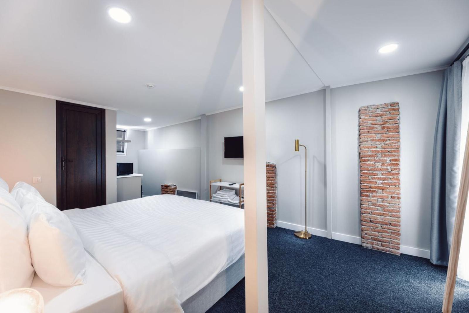 Hotel Salve Tbilisi Esterno foto