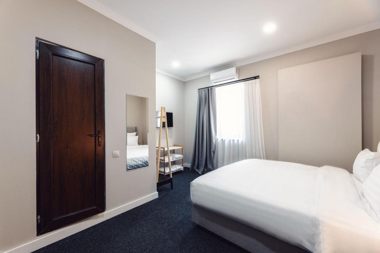 Hotel Salve Tbilisi Esterno foto